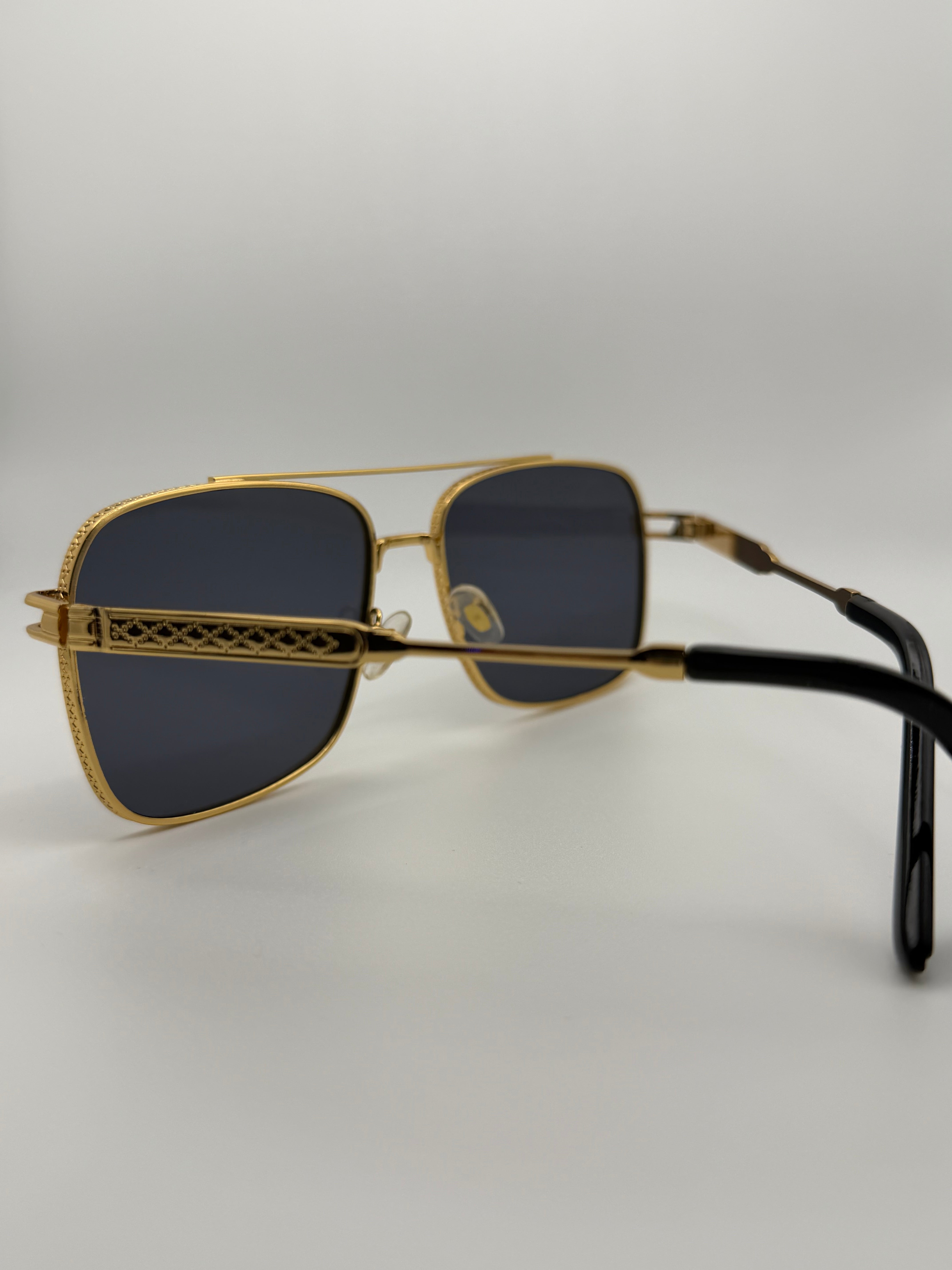 MINA – The Lens Lab